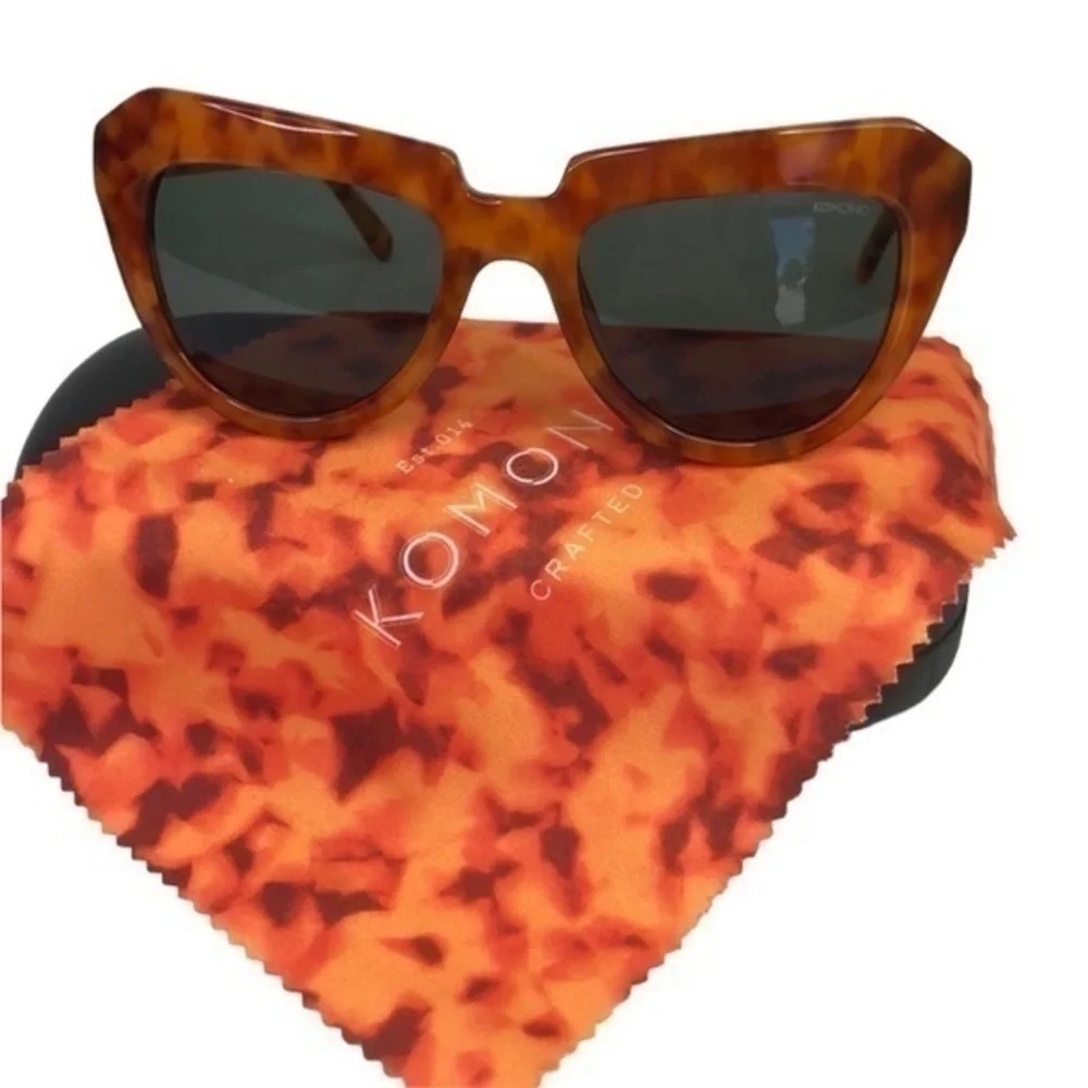 Komono Sunglasses NEW Tortoise Cat Eye